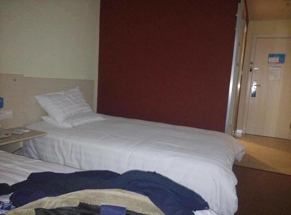 Hanting Hotel Yibin Zhongshan Street Dış mekan fotoğraf