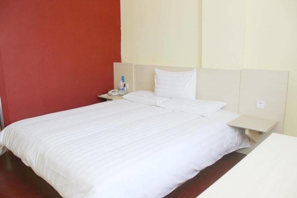 Hanting Hotel Yibin Zhongshan Street Dış mekan fotoğraf
